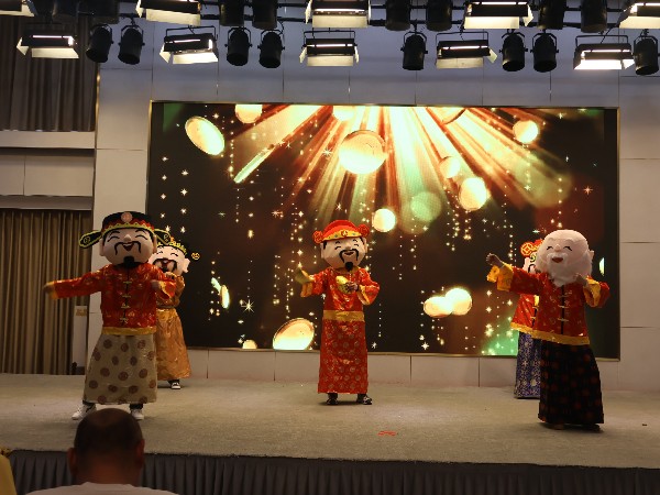 好色先生TV下载2025年年會節目